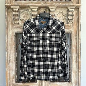 JACH’s GIRLFRIEND BEA Pearl Snap Flannel